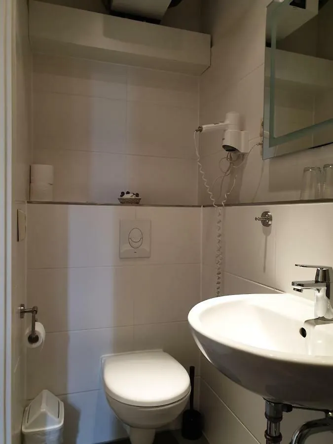 Hotel Pension Fischer Am Kudamm Berlin