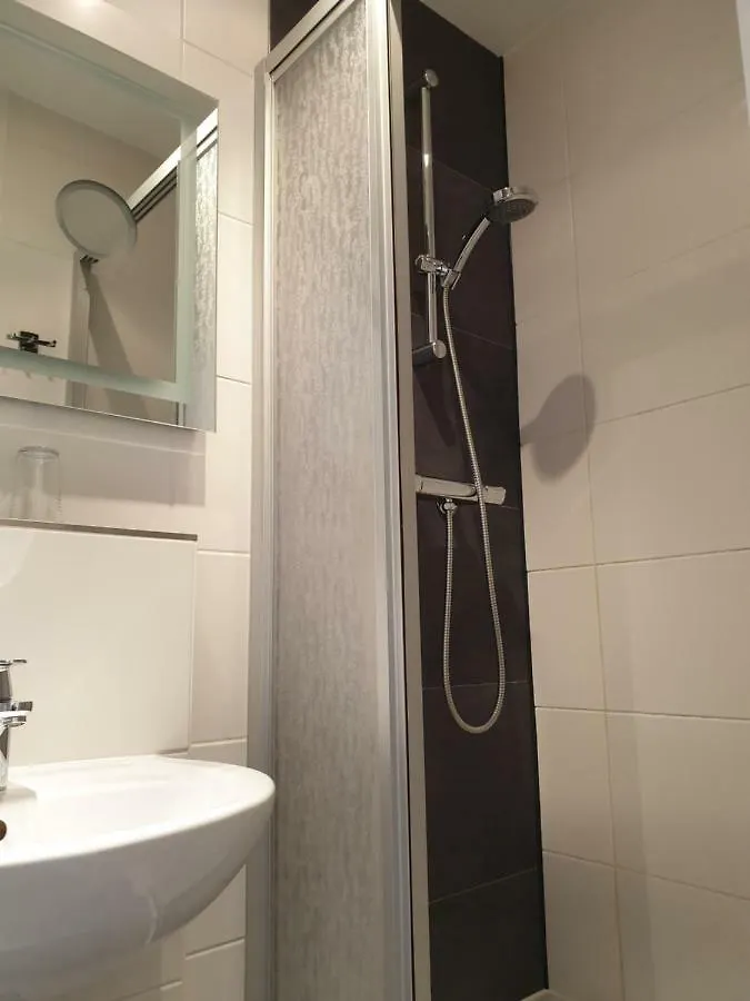 Hotel Pension Fischer Am Kudamm Berlin