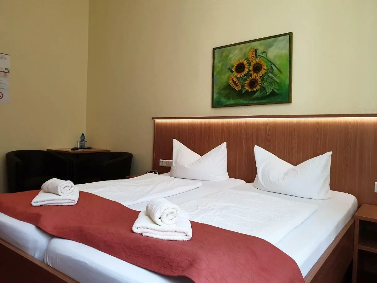 ***  Hotel Pension Fischer Am Kudamm Berlin Germany