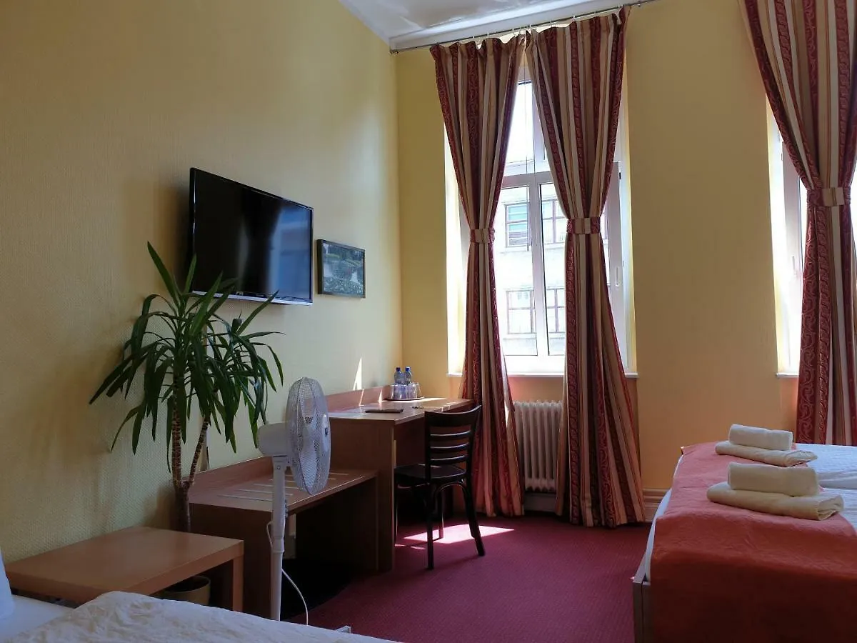 Hotel Pension Fischer Am Kudamm Berlin