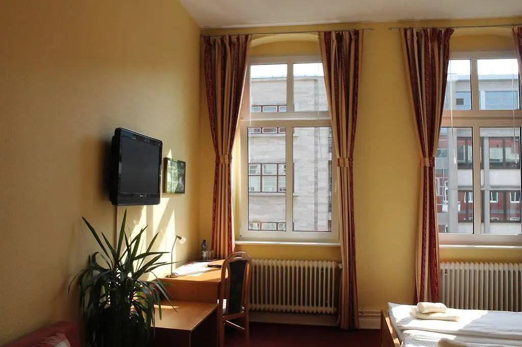 Hotel Pension Fischer Am Kudamm Berlin 3*,  Germany