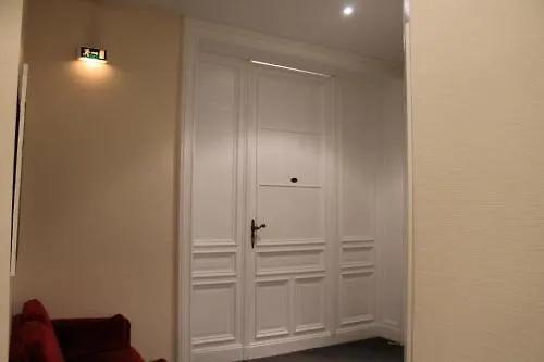 Hotel Pension Fischer Am Kudamm Berlim
