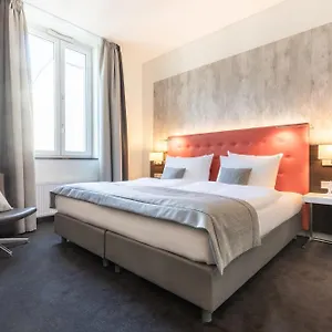 Hotel Garner - Mitte By Ihg, Berlin